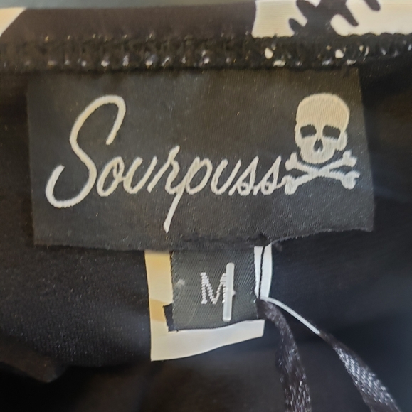 Sourpuss- Discontinued Skull Swimsuit! - Picture 7 of 8